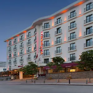Hotel Ramada By Wyndham Florya